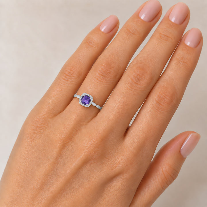 R1030 - 14K Gold Cushion Ring