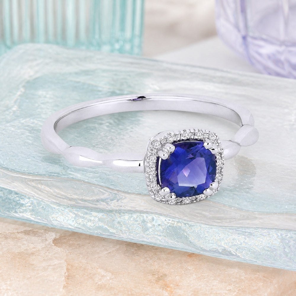 R1030 - 14K Gold Cushion Ring