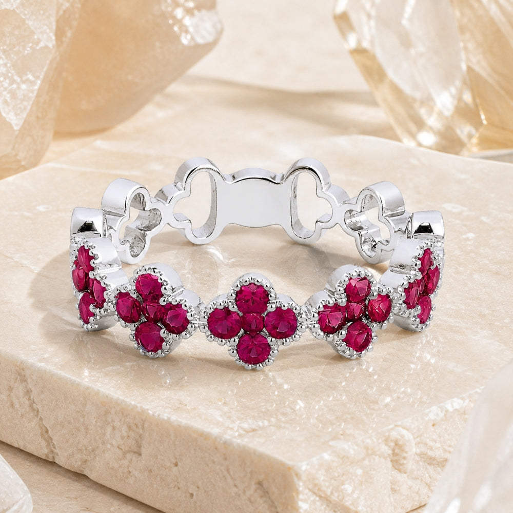 R1055 - 14K Gold Diamond Clover Ring - style R1055RUW