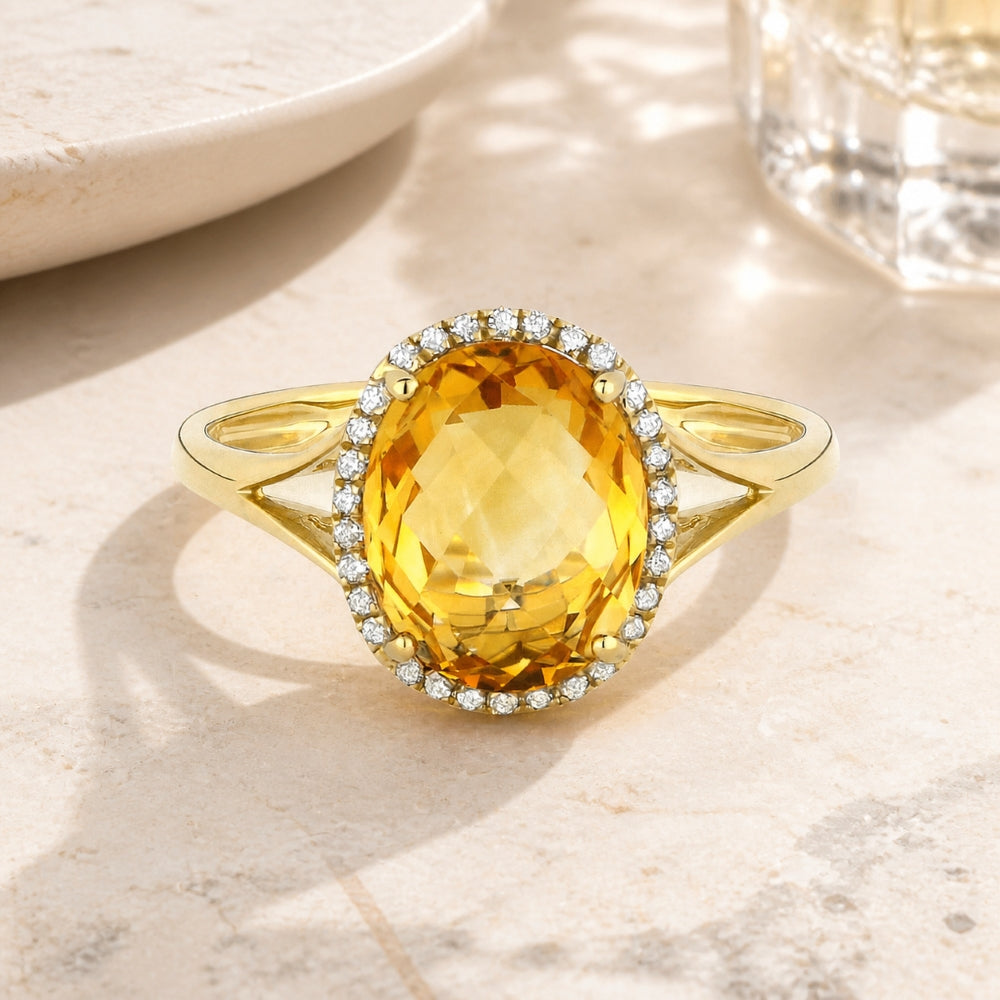 R1059 - 14K Gold Oval Ring