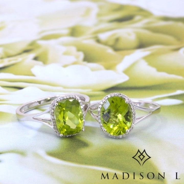 Madison L 14K White Gold Peridot Oval Ring - style R1059PRW