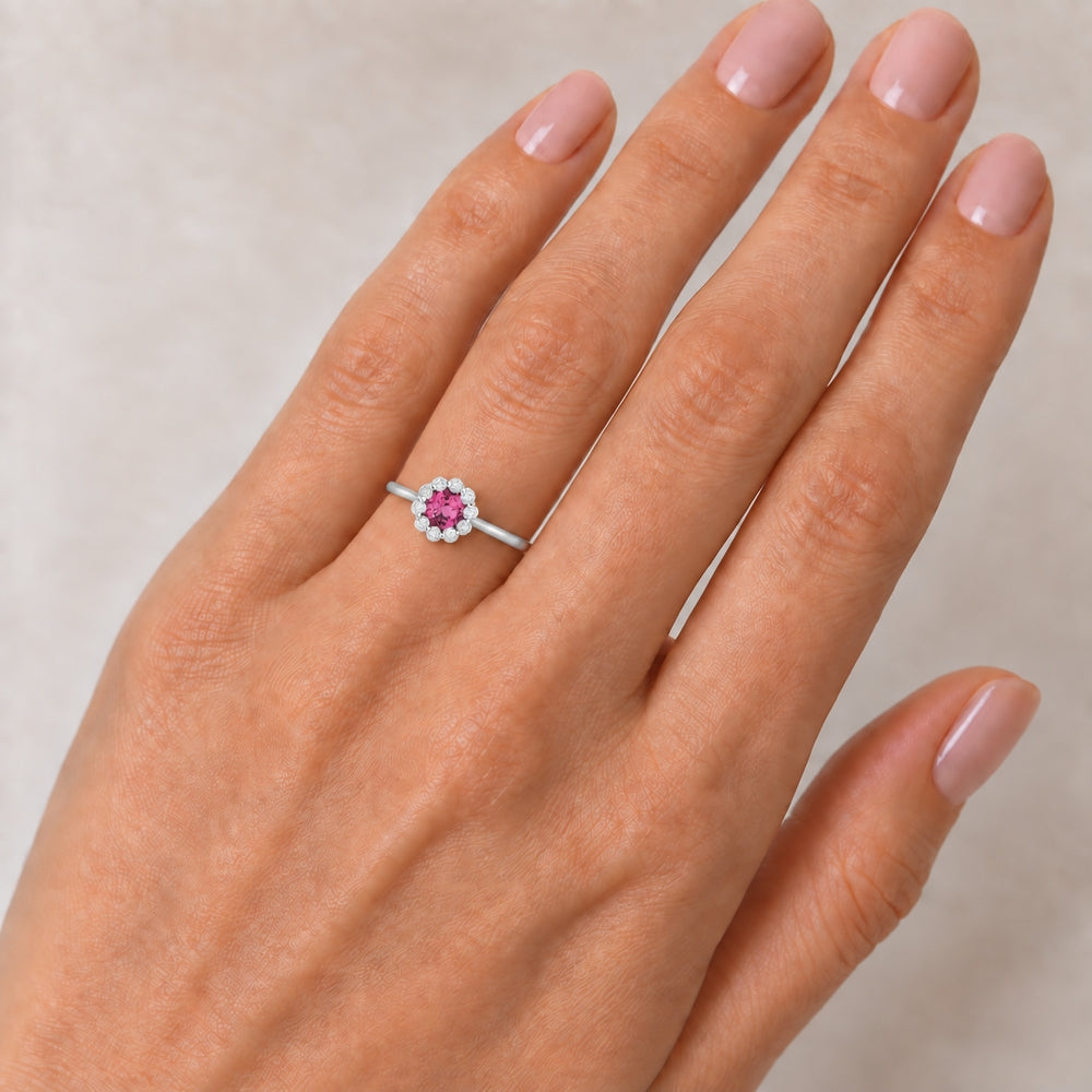 R1073 - 14K Gold Round Ring