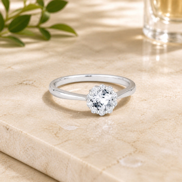 R1073 - 14K Gold Round Ring