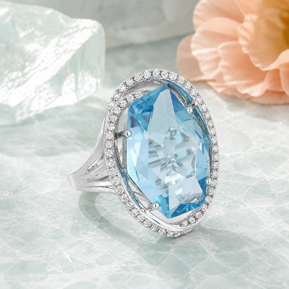 R1074 - 14K Gold Oval Ring