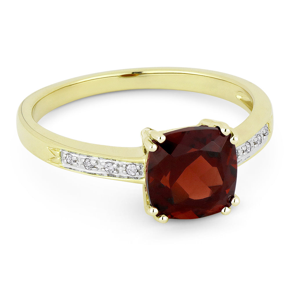 Beautiful Hand Crafted 14K Yellow Gold 7MM Garnet And Diamond Essentials Collection Ring