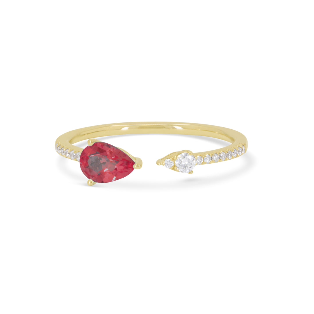 Beautiful Hand Crafted 14K Yellow Gold  Garnet And Diamond Essentials Collection Ring