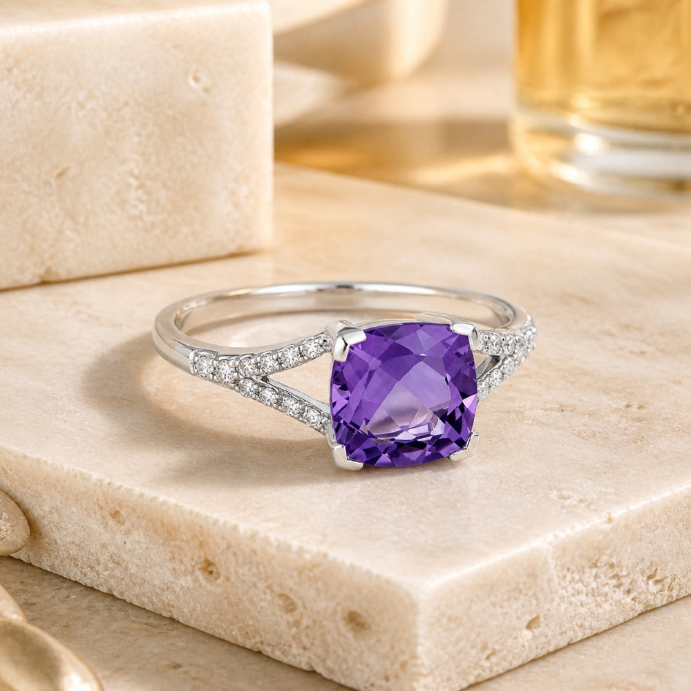 R1142 - 14K Gold Cushion Ring