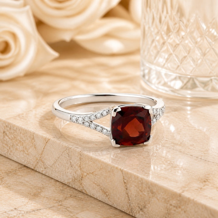 R1142 - 14K Gold Cushion Ring