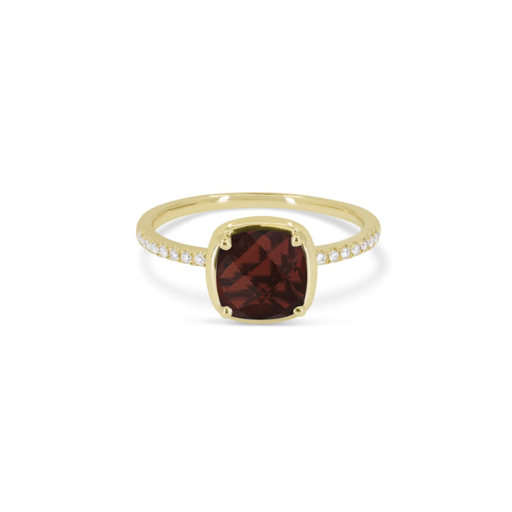 Beautiful Hand Crafted 14K Yellow Gold  Garnet And Diamond Essentials Collection Ring