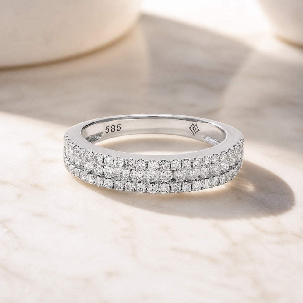 R1152 - 14K White Gold Diamond Round Ring