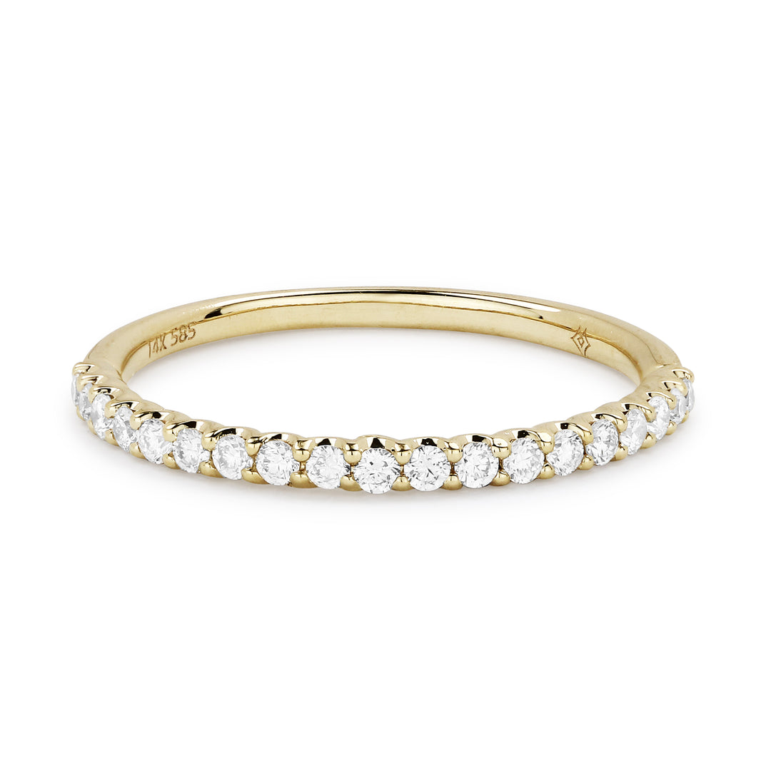 Beautiful Hand Crafted 14K Yellow Gold White Diamond Milano Collection Ring