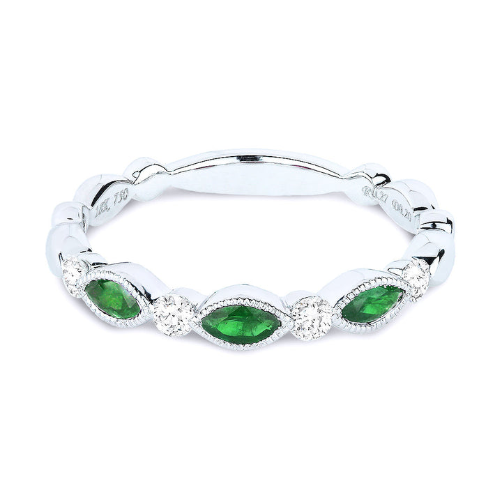 Beautiful Hand Crafted 14K White Gold  Emerald And Diamond Arianna Collection Ring