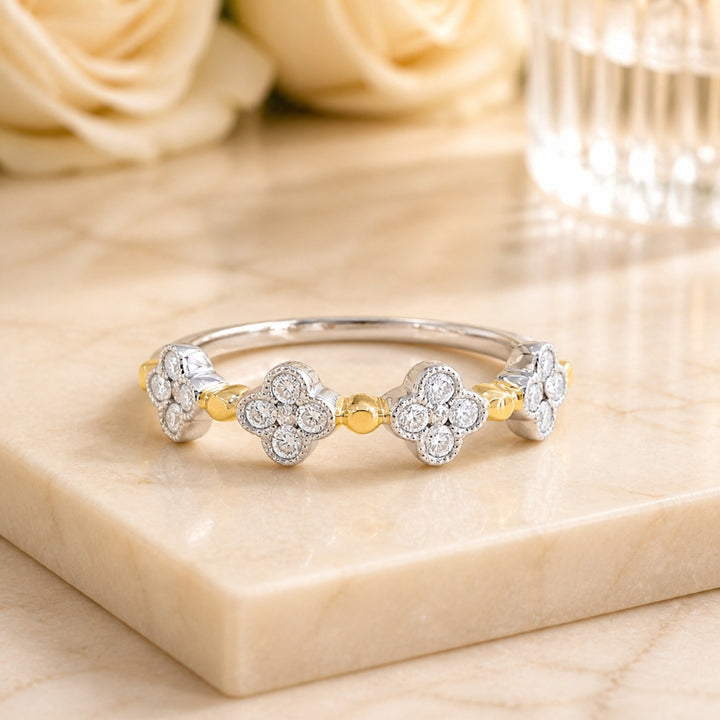 R1422 - 14K Gold Diamond Clover Ring