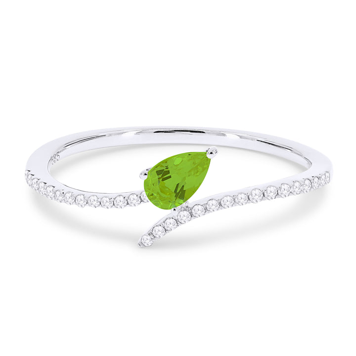 Beautiful Hand Crafted 14K White Gold 3X5MM Peridot And Diamond Essentials Collection Ring