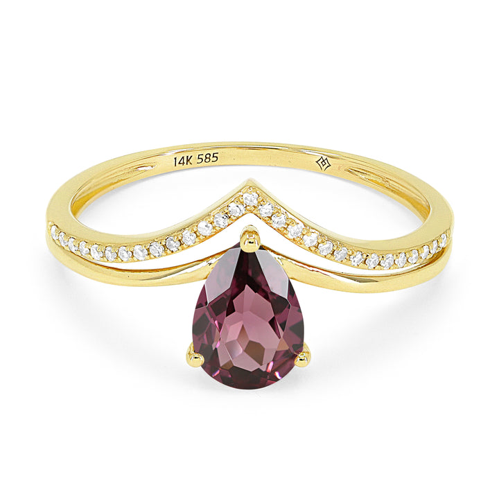 Beautiful Hand Crafted 14K Yellow Gold 5X7MM Garnet And Diamond Essentials Collection Ring