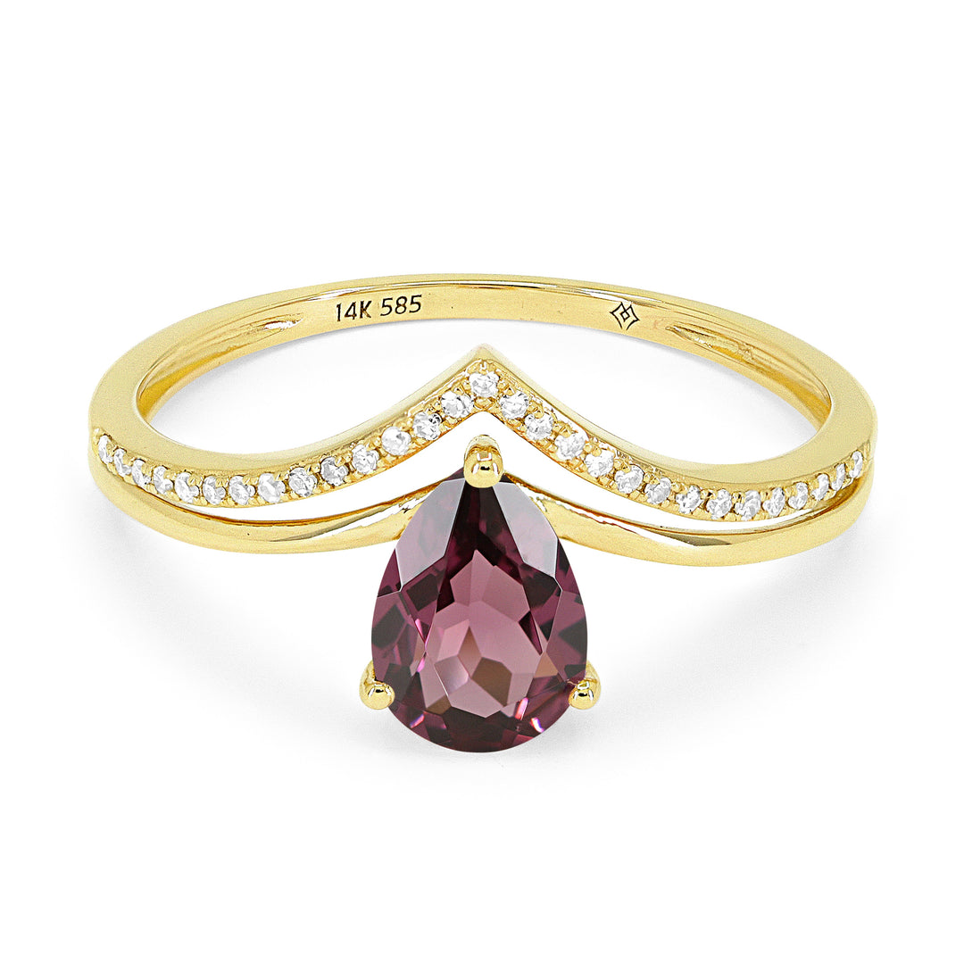 Beautiful Hand Crafted 14K Yellow Gold 5X7MM Garnet And Diamond Essentials Collection Ring