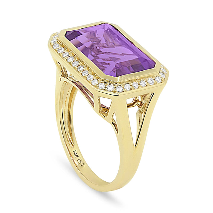 Beautiful Hand Crafted 14K Yellow Gold 14X9MM Amethyst And Diamond Essentials Collection Ring