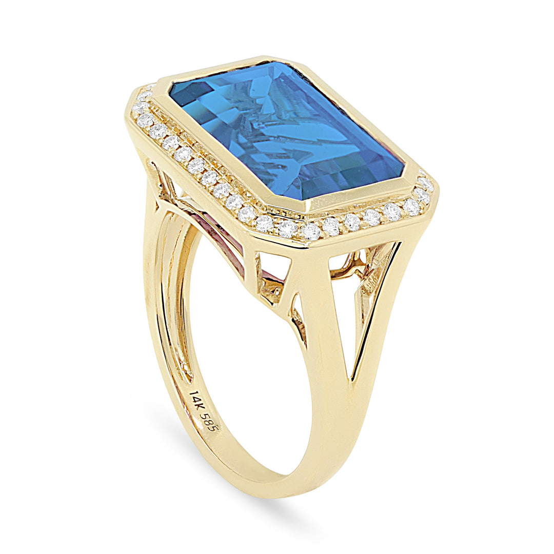 Beautiful Hand Crafted 14K Yellow Gold 14x9MM Swiss Blue Topaz And Diamond Essentials Collection Ring