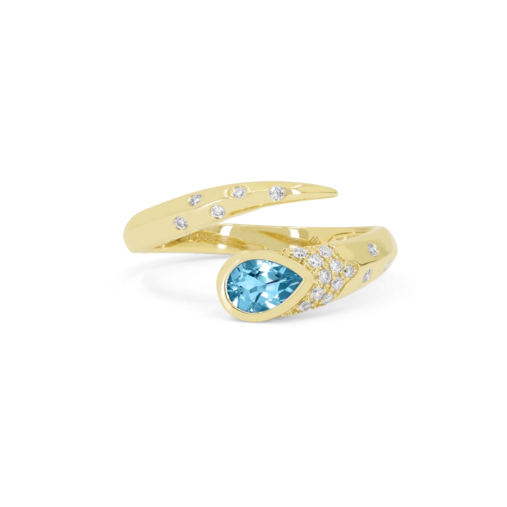Beautiful Hand Crafted 14K Yellow Gold  Swiss Blue Topaz And Diamond Essentials Collection Ring