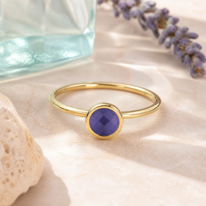 R1497 - 14K Gold Round Ring