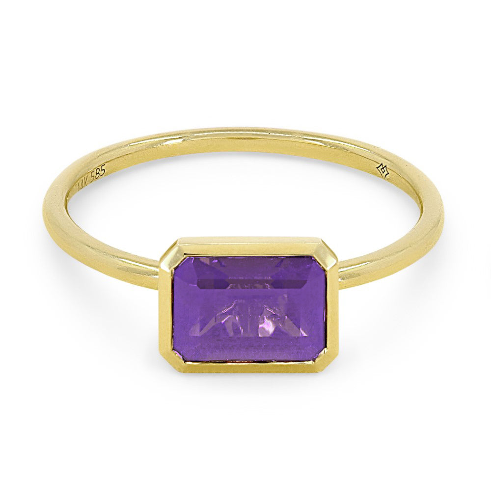 Beautiful Hand Crafted 14K Yellow Gold 5X7MM Amethyst And Diamond Essentials Collection Ring