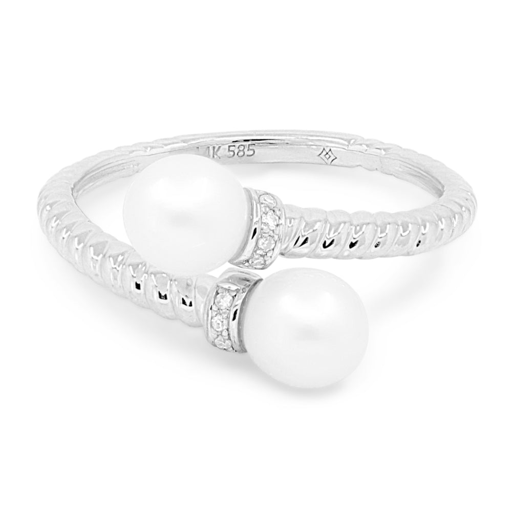 Beautiful Hand Crafted 14K White Gold 6MM Pearl And Diamond Milano Collection Ring