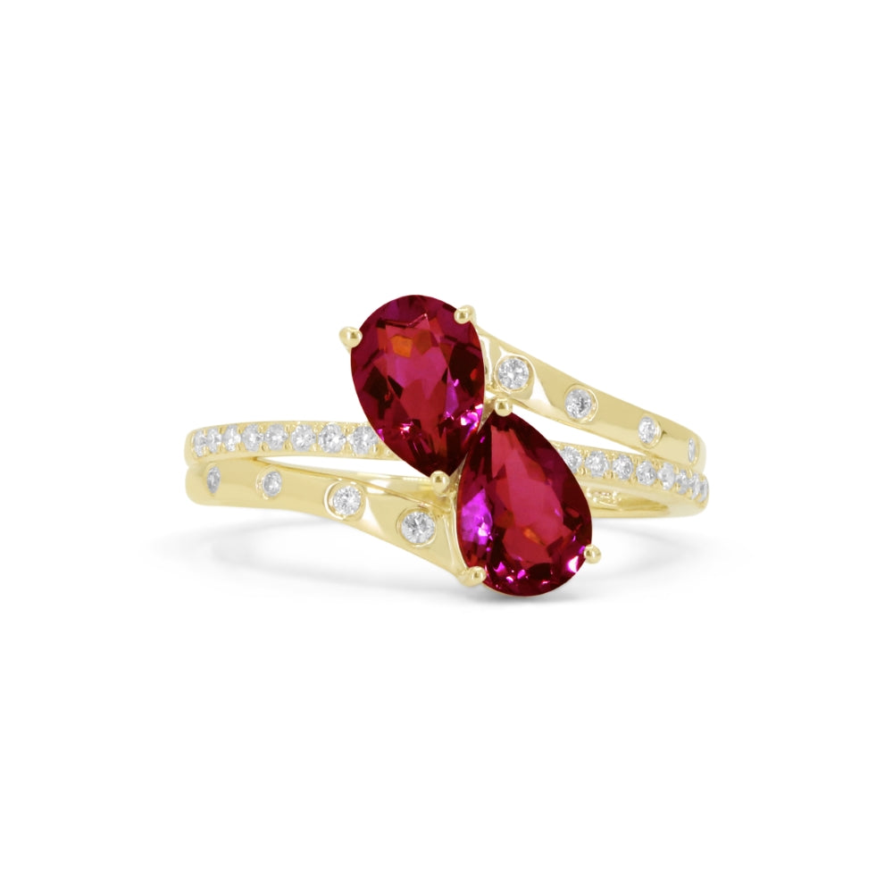 Beautiful Hand Crafted 14K Yellow Gold  Garnet And Diamond Essentials Collection Ring