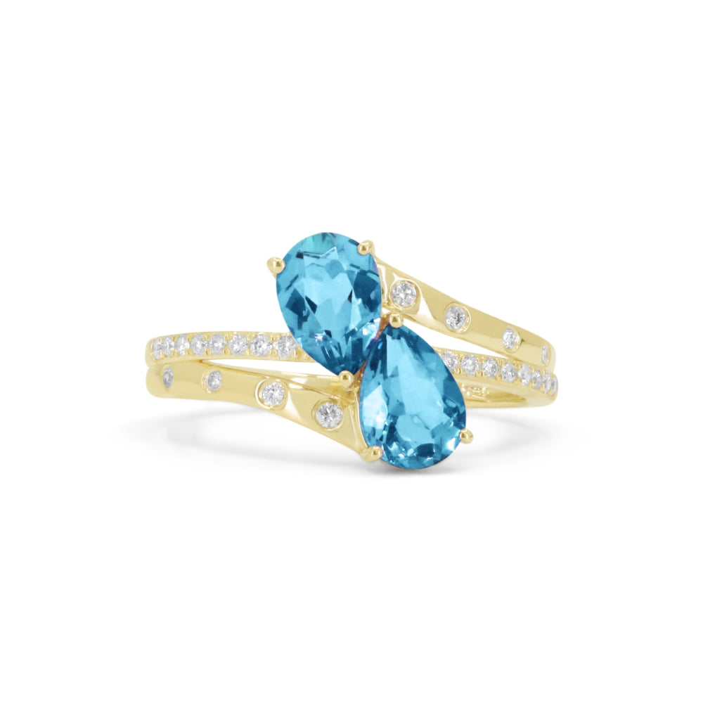 Beautiful Hand Crafted 14K Yellow Gold  Swiss Blue Topaz And Diamond Essentials Collection Ring