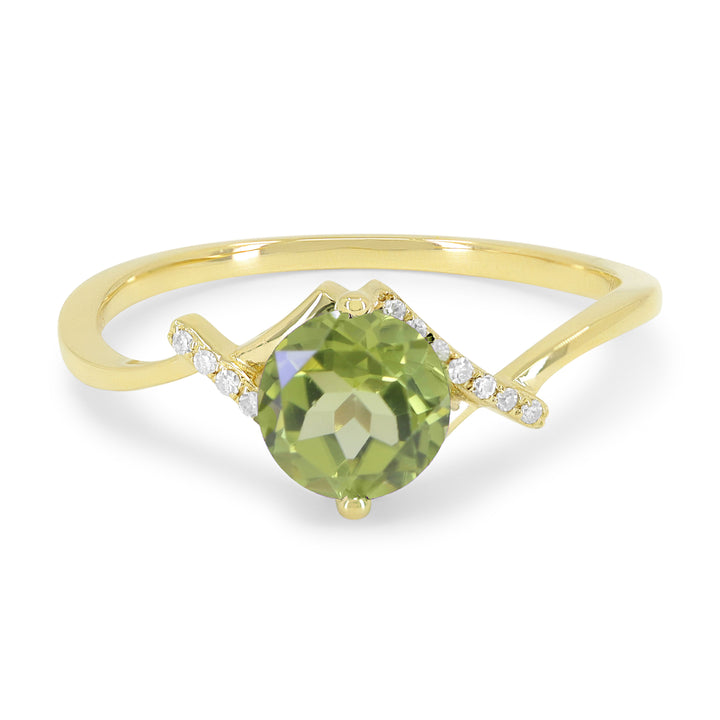 Beautiful Hand Crafted 14K Yellow Gold 6MM Peridot And Diamond Essentials Collection Ring