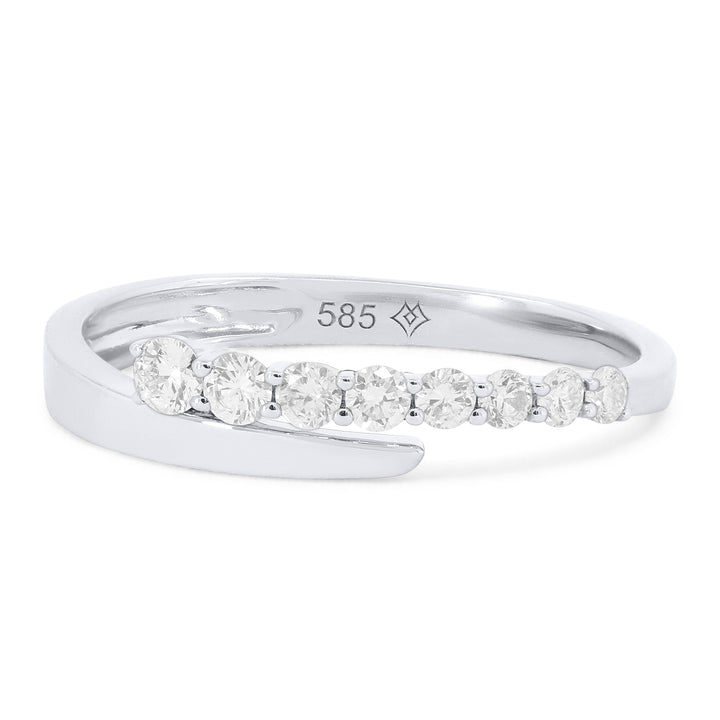 Beautiful Hand Crafted 14K White Gold White Diamond Milano Collection Ring