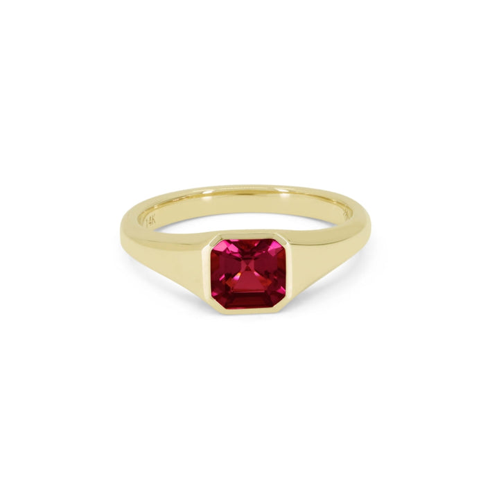 Beautiful Hand Crafted 14K Yellow Gold 6MM Garnet And Diamond Essentials Collection Ring