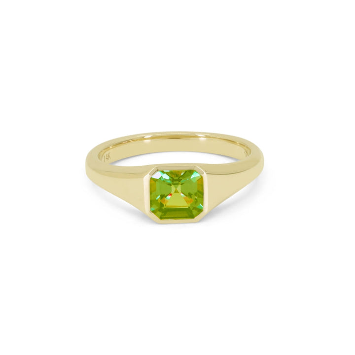 Beautiful Hand Crafted 14K Yellow Gold 6MM Peridot And Diamond Essentials Collection Ring