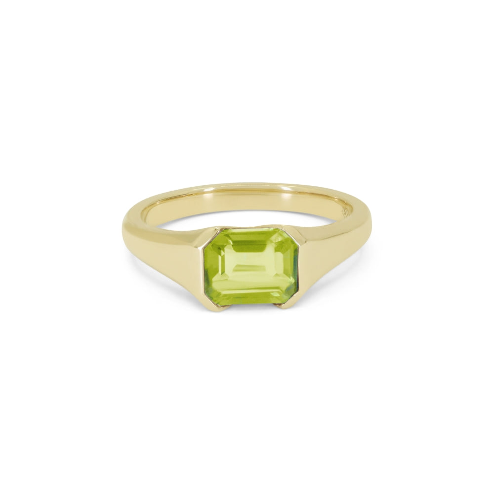 Beautiful Hand Crafted 14K Yellow Gold 6X8MM Peridot And Diamond Essentials Collection Ring