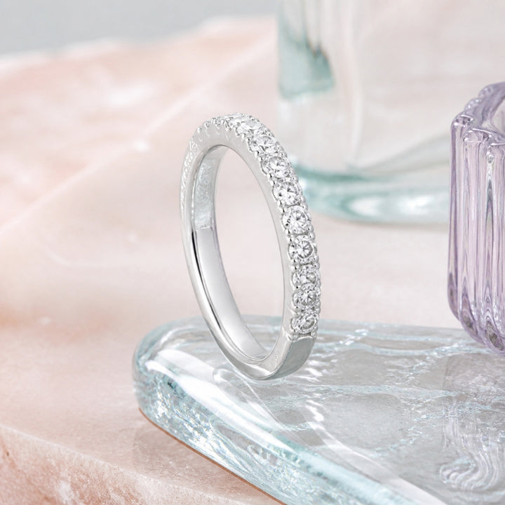 R1667 - 14K White Gold Diamond Engagement Ring