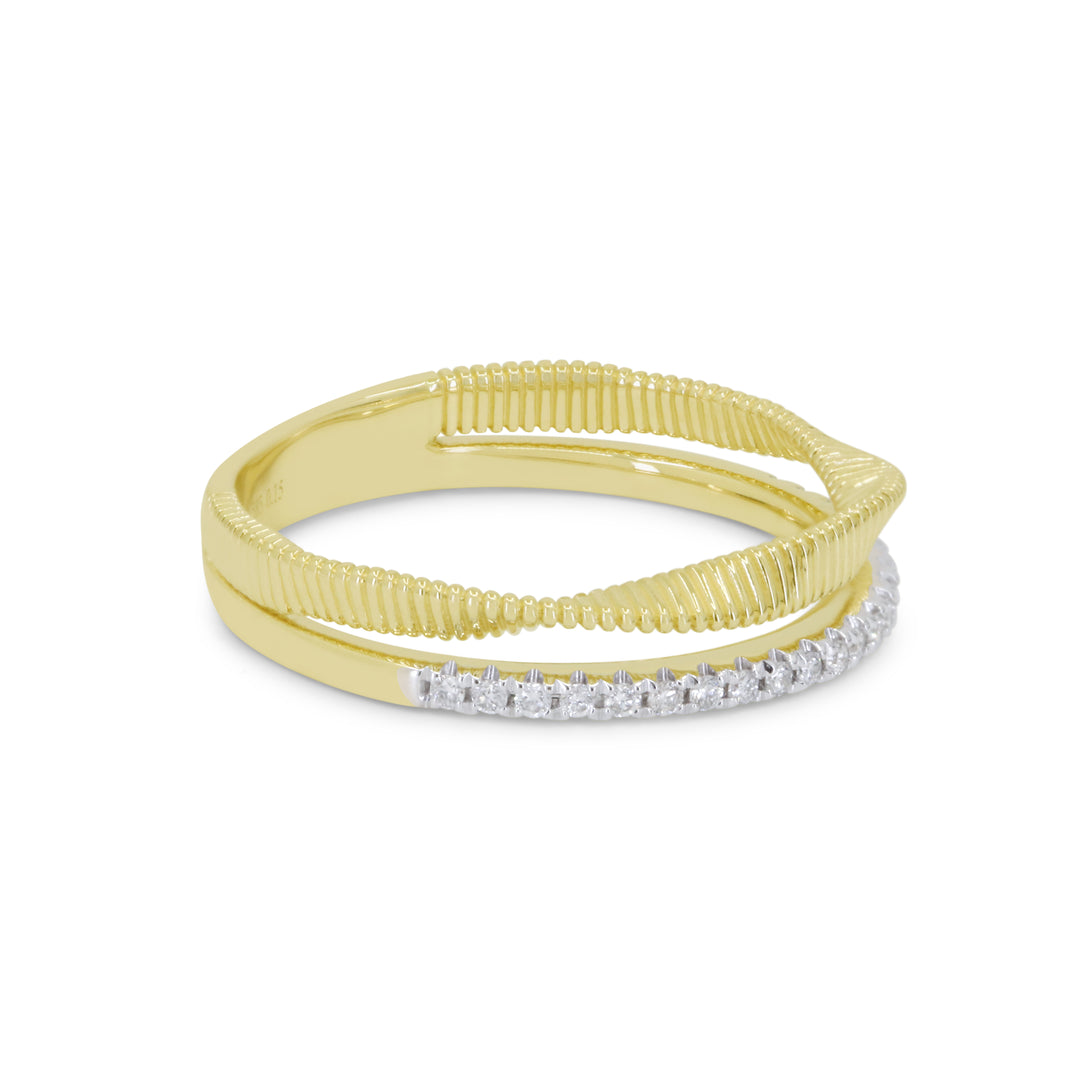 Beautiful Hand Crafted 14K Yellow Gold White Diamond Milano Collection Ring