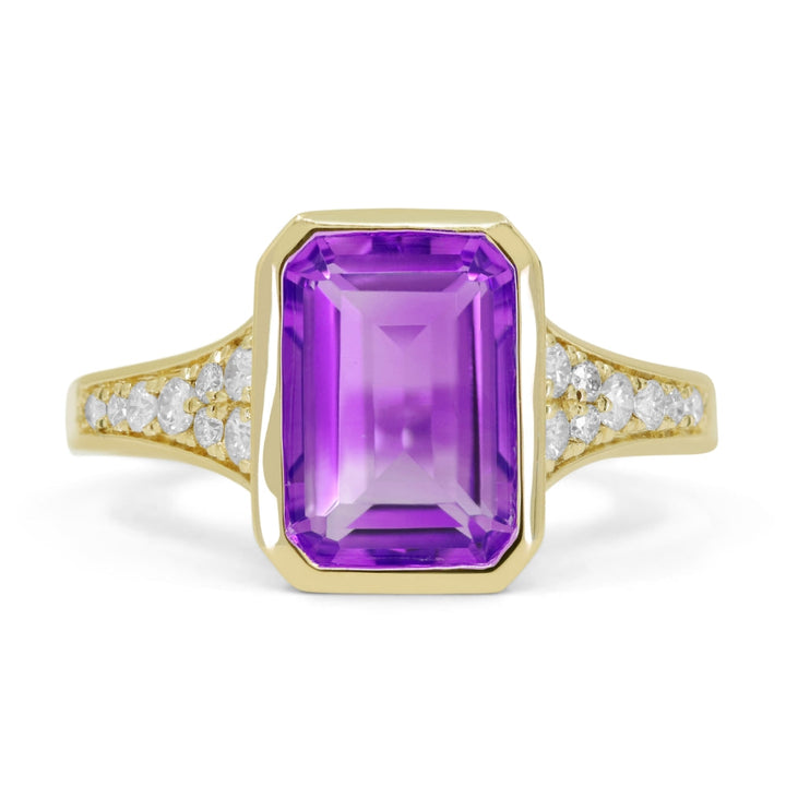 Beautiful Hand Crafted 14K Yellow Gold 7X10MM Amethyst And Diamond Essentials Collection Ring