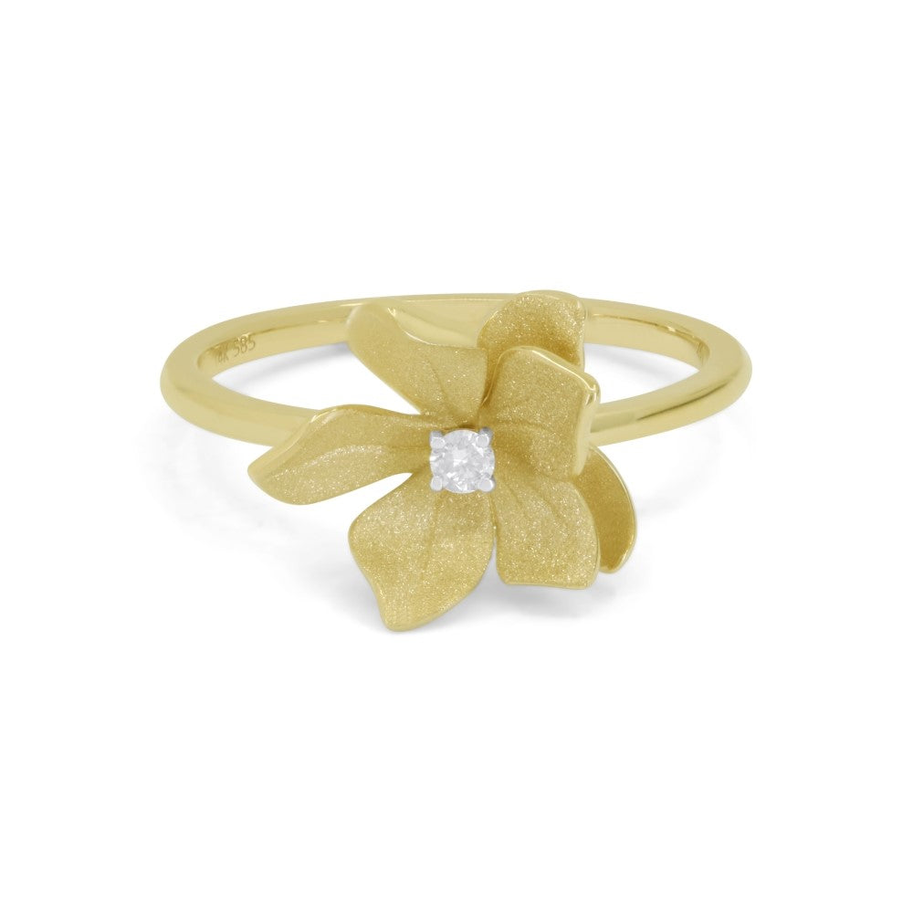 Beautiful Hand Crafted 14K Yellow Gold White Diamond Milano Collection Ring