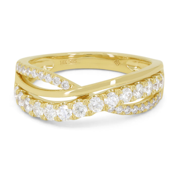 Beautiful Hand Crafted 14K Yellow Gold White Diamond Milano Collection Ring