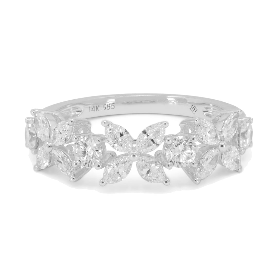 Beautiful Hand Crafted 14K White Gold White Diamond Milano Collection Ring