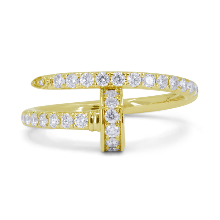 Beautiful Hand Crafted 14K Yellow Gold White Diamond Milano Collection Ring