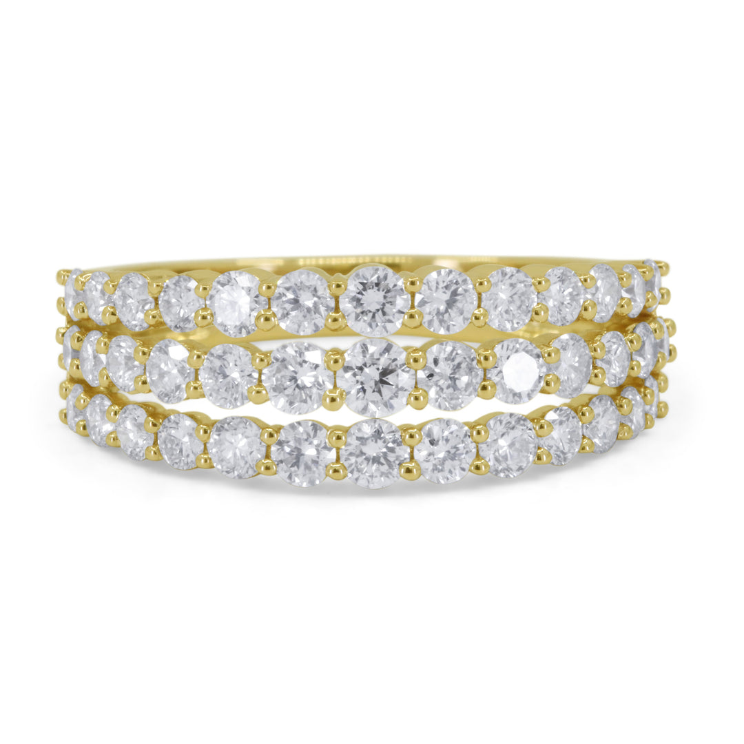 Beautiful Hand Crafted 14K Yellow Gold White Diamond Milano Collection Ring