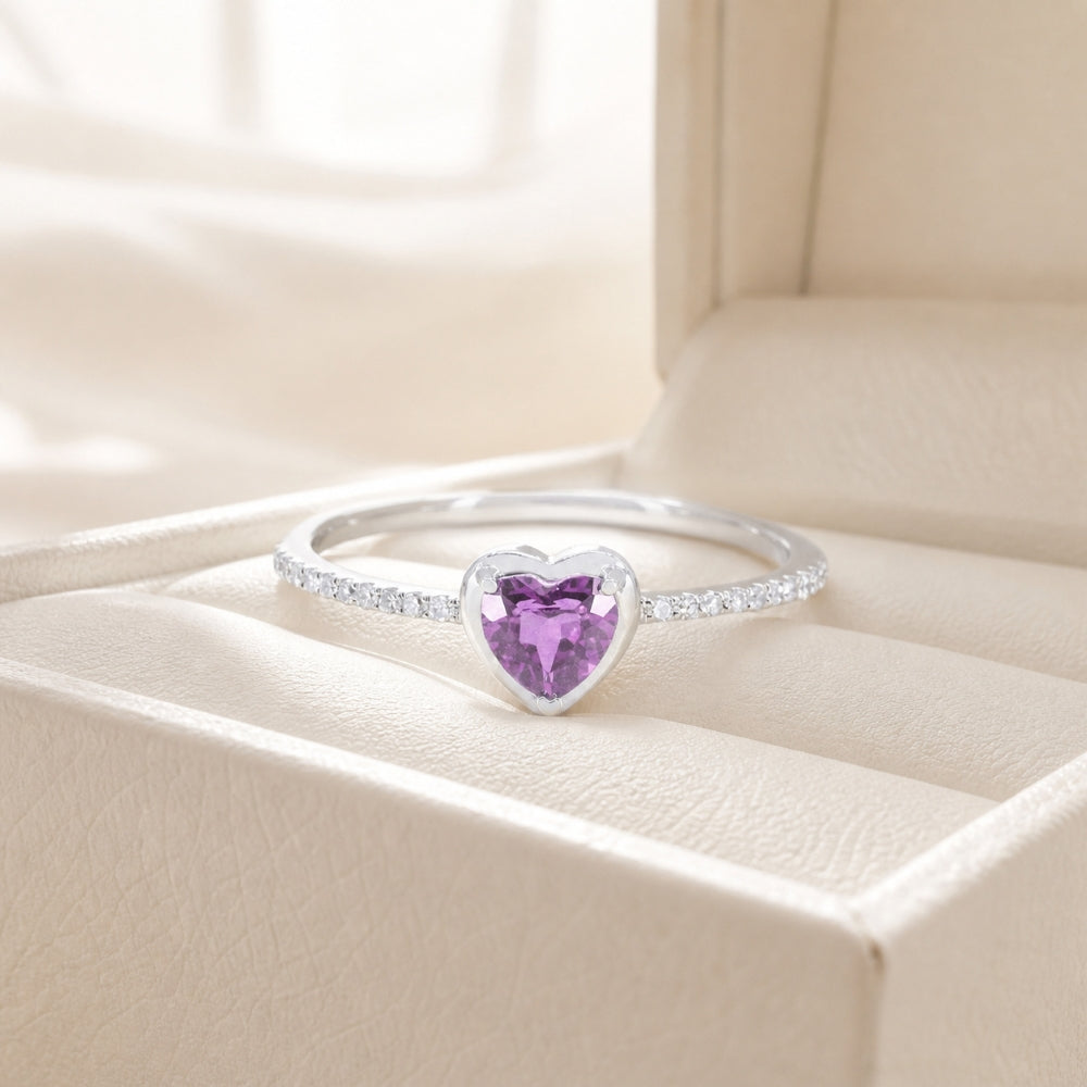 R1817 - 14K Gold Heart Ring