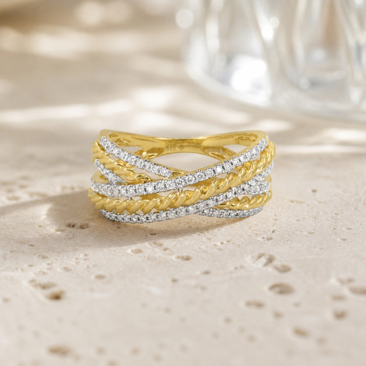 R1871 - 14K Yellow Gold Diamond Ring