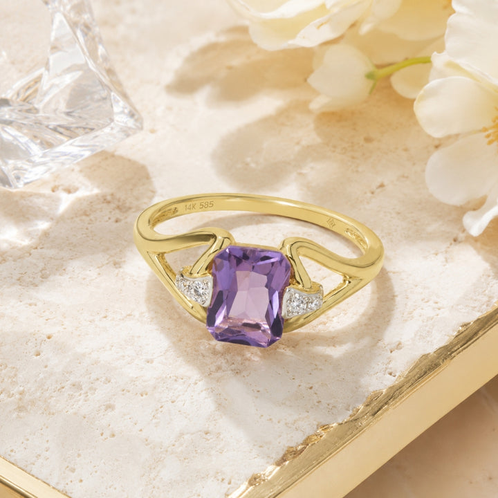 R1886 - 14K Yellow Gold Amethyst, Swiss Blue Topaz & White Topaz Ring