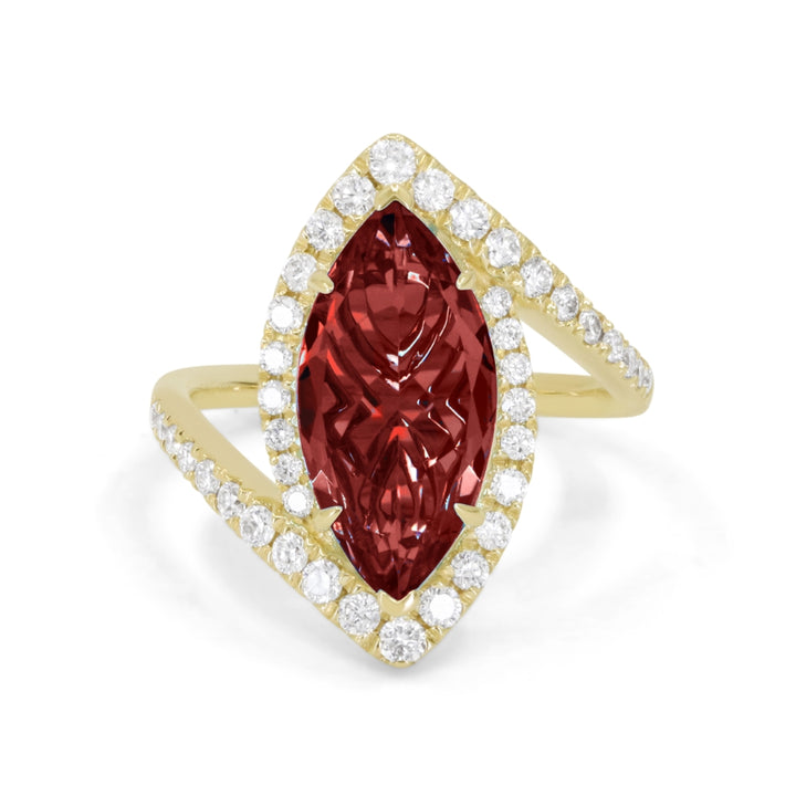 Beautiful Hand Crafted 14K Yellow Gold  Garnet And Diamond Essentials Collection Ring