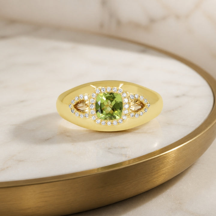 R1904 - 14K Yellow Gold Peridot Ring