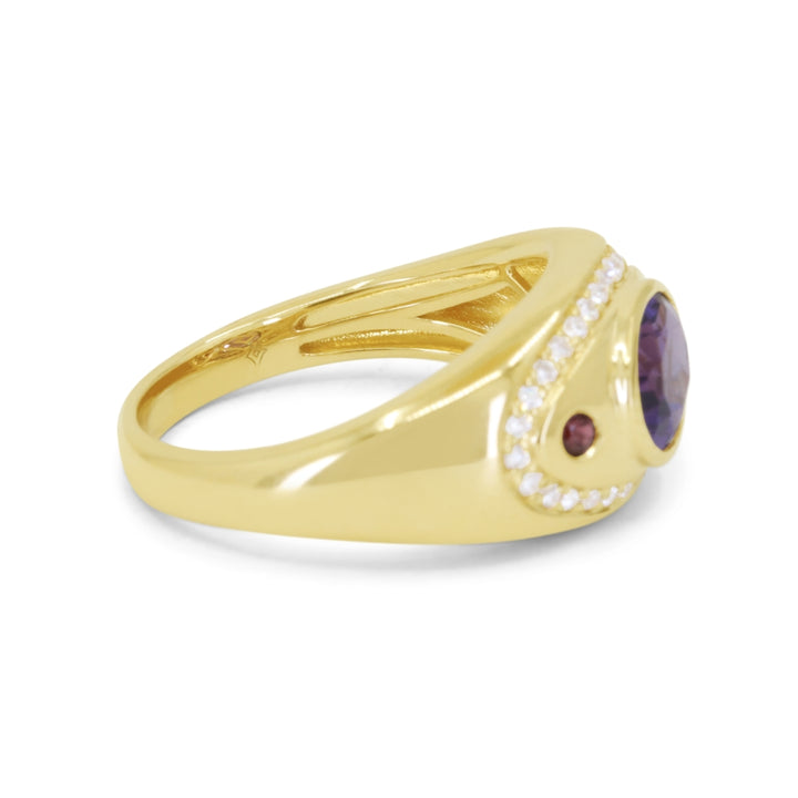 R1915 - 14K Yellow Gold Amethyst Ring