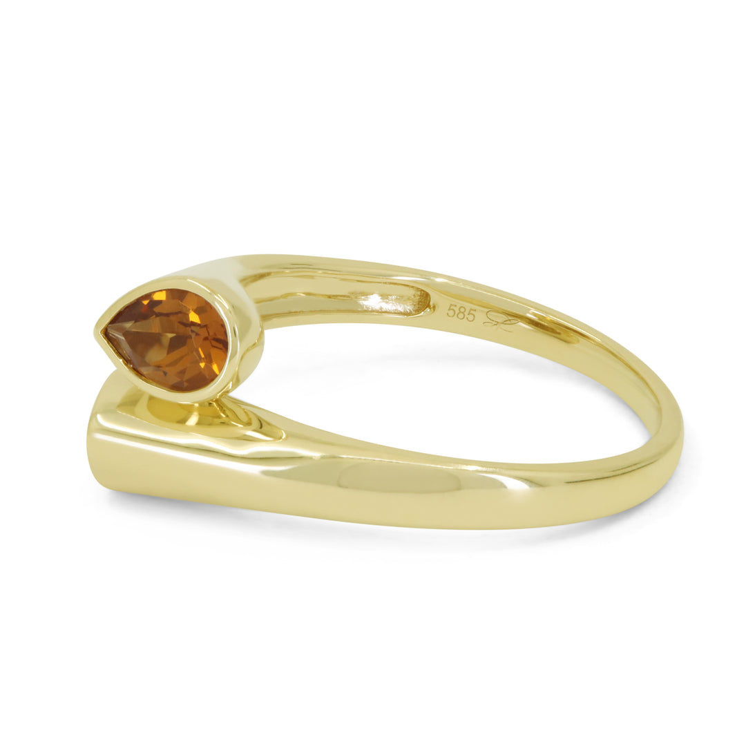 R1922 - 14K Yellow Gold Citrine Ring
